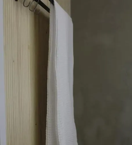 Lovely Two Unit With Free Parking كوبيو